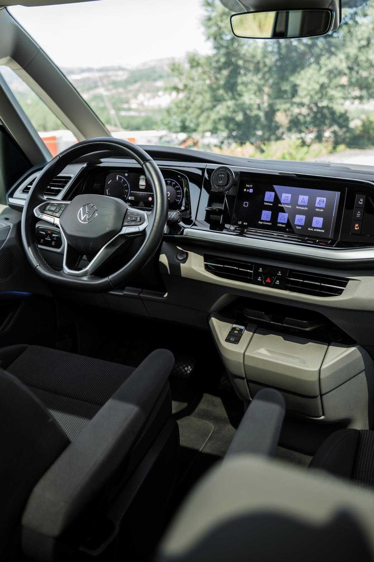 volkswagen-multivan-2024-hibrido-a-gasolina-1395cc