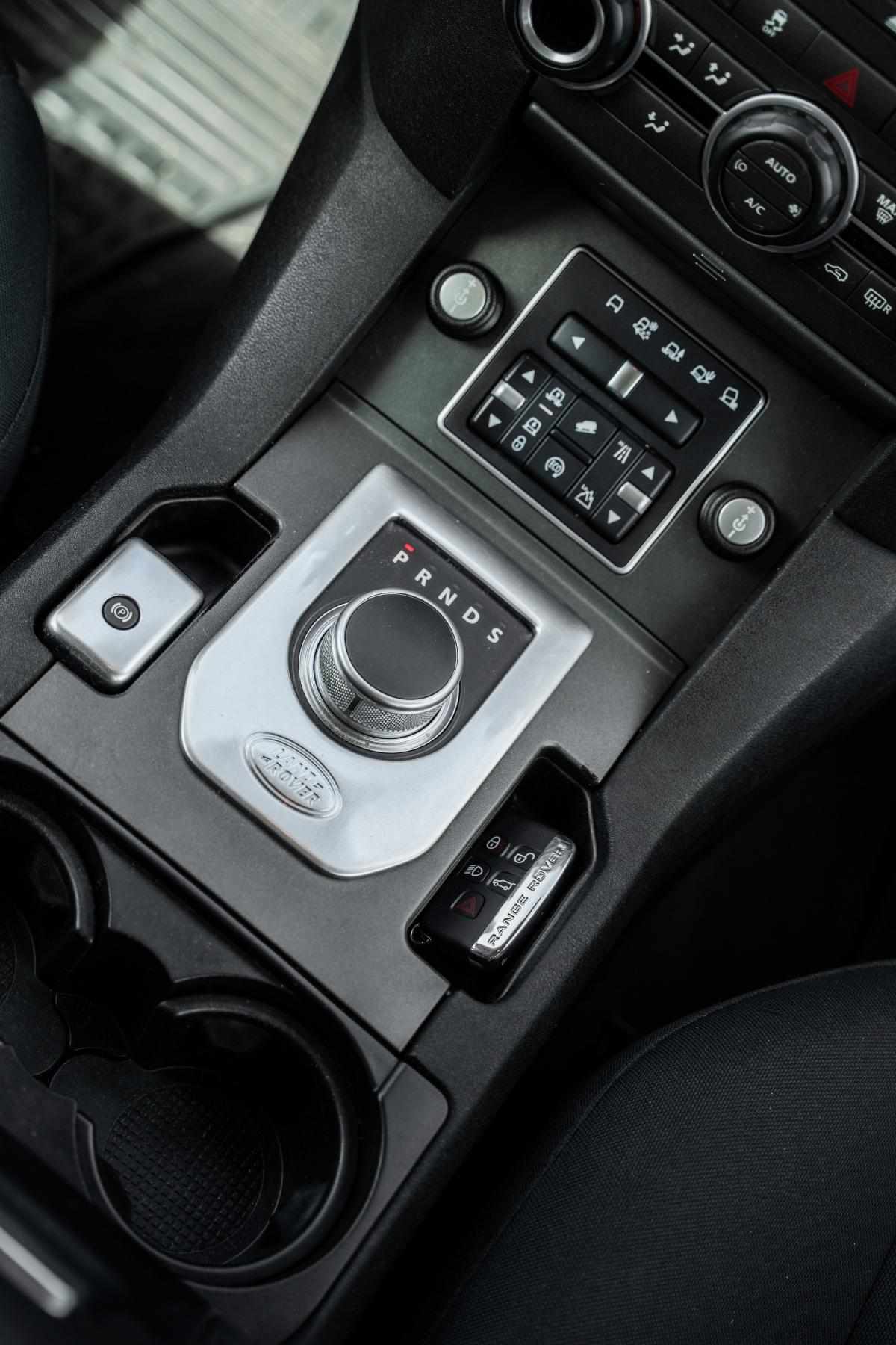 land-rover-discovery-2014-diesel-2993cc