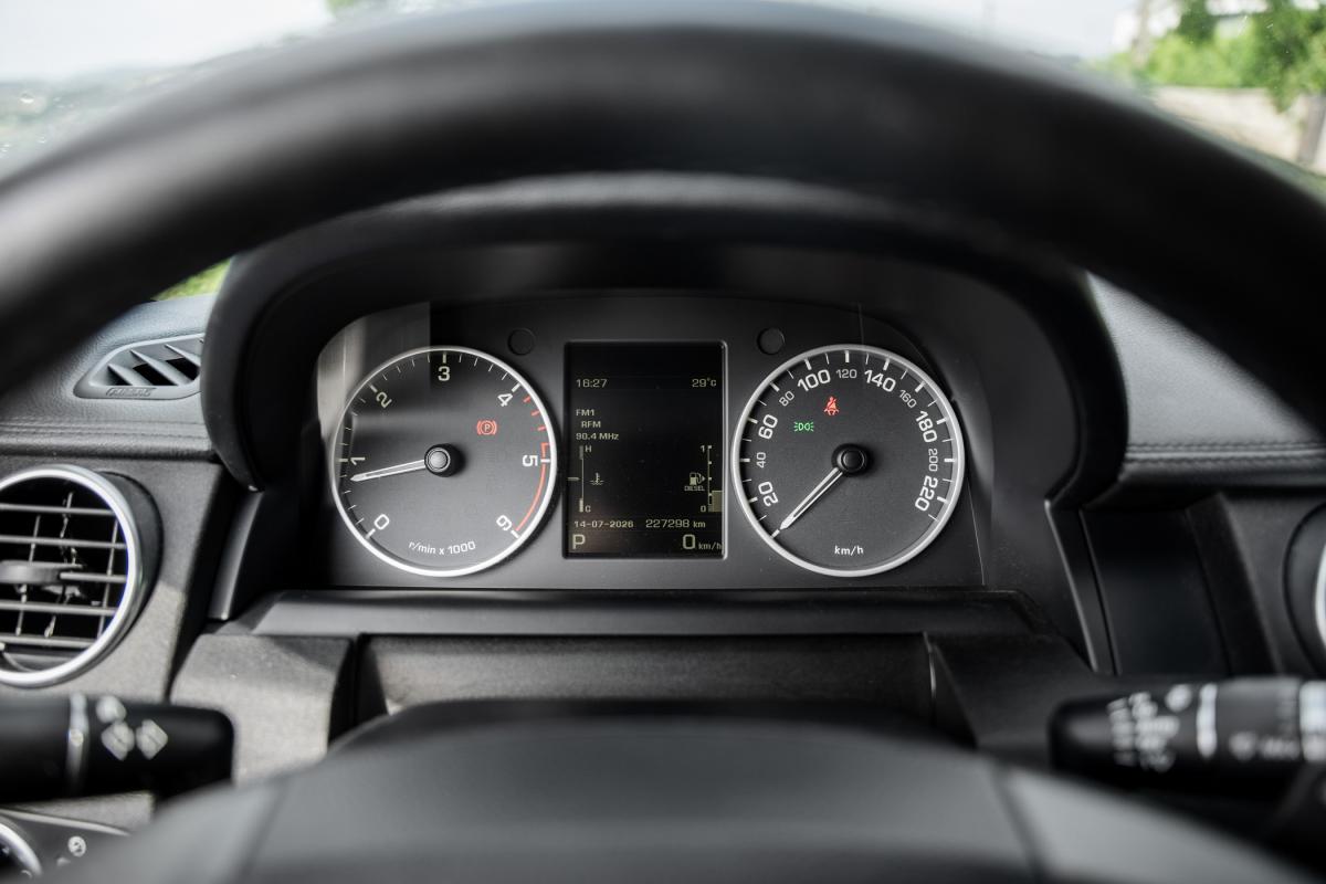 land-rover-discovery-2014-diesel-2993cc