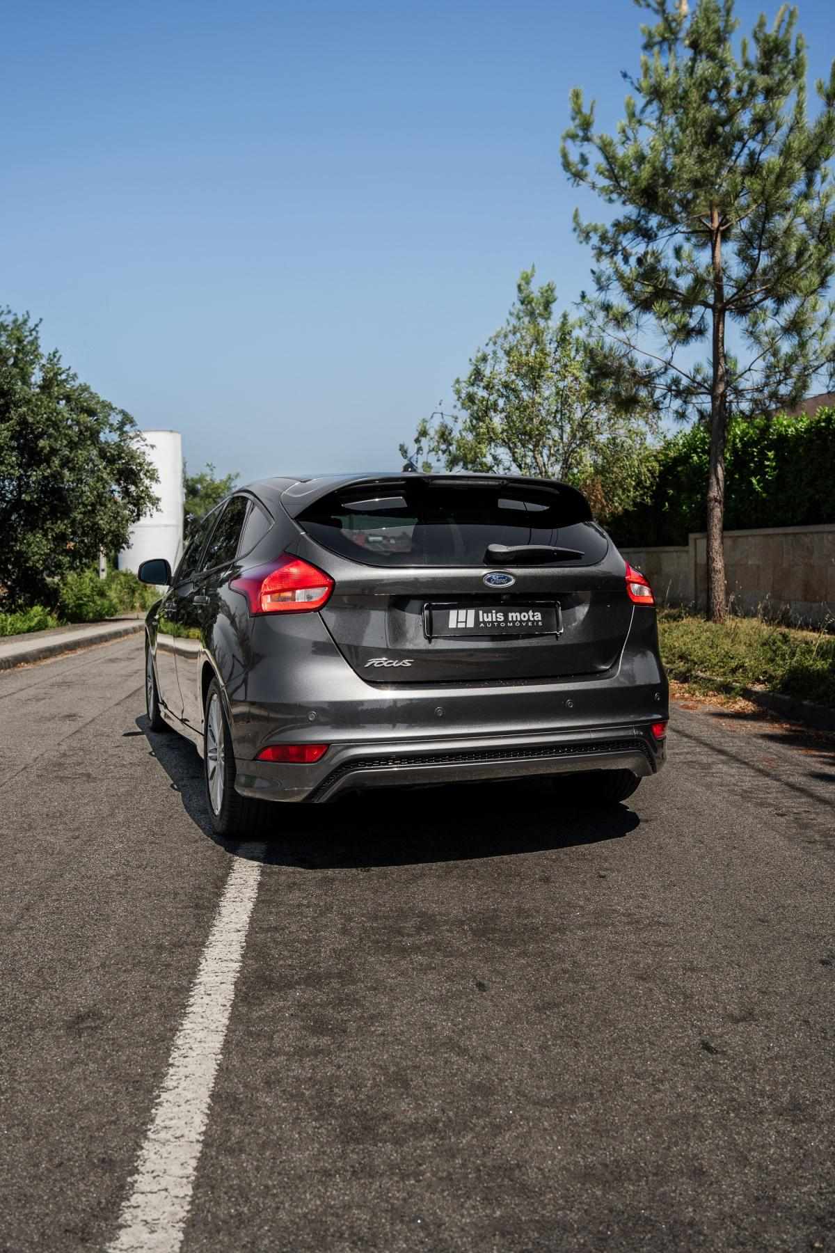ford-focus-2018-diesel-1499cc