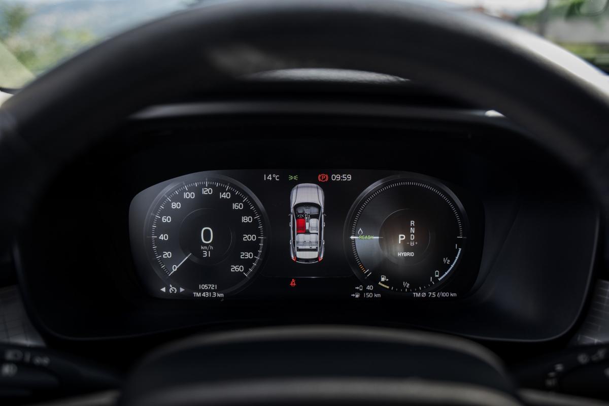 volvo-xc40-2021-hibrido-a-gasolina-1477cc