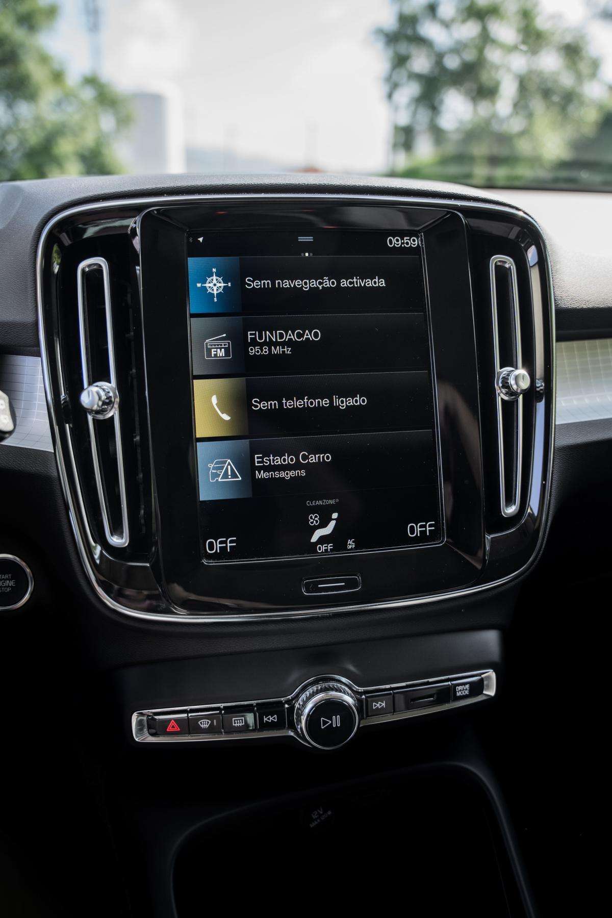 volvo-xc40-2021-hibrido-a-gasolina-1477cc