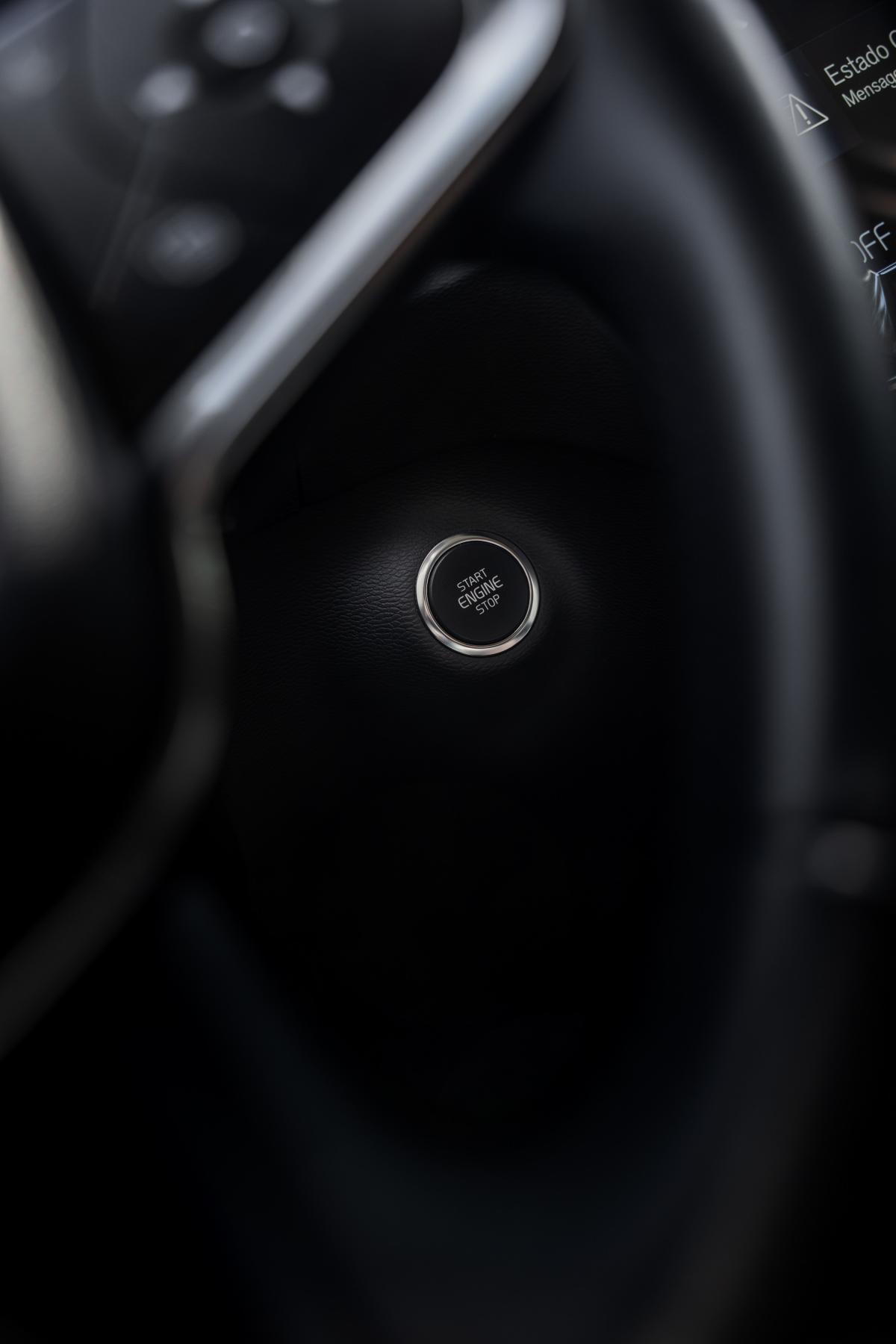 volvo-xc40-2021-hibrido-a-gasolina-1477cc