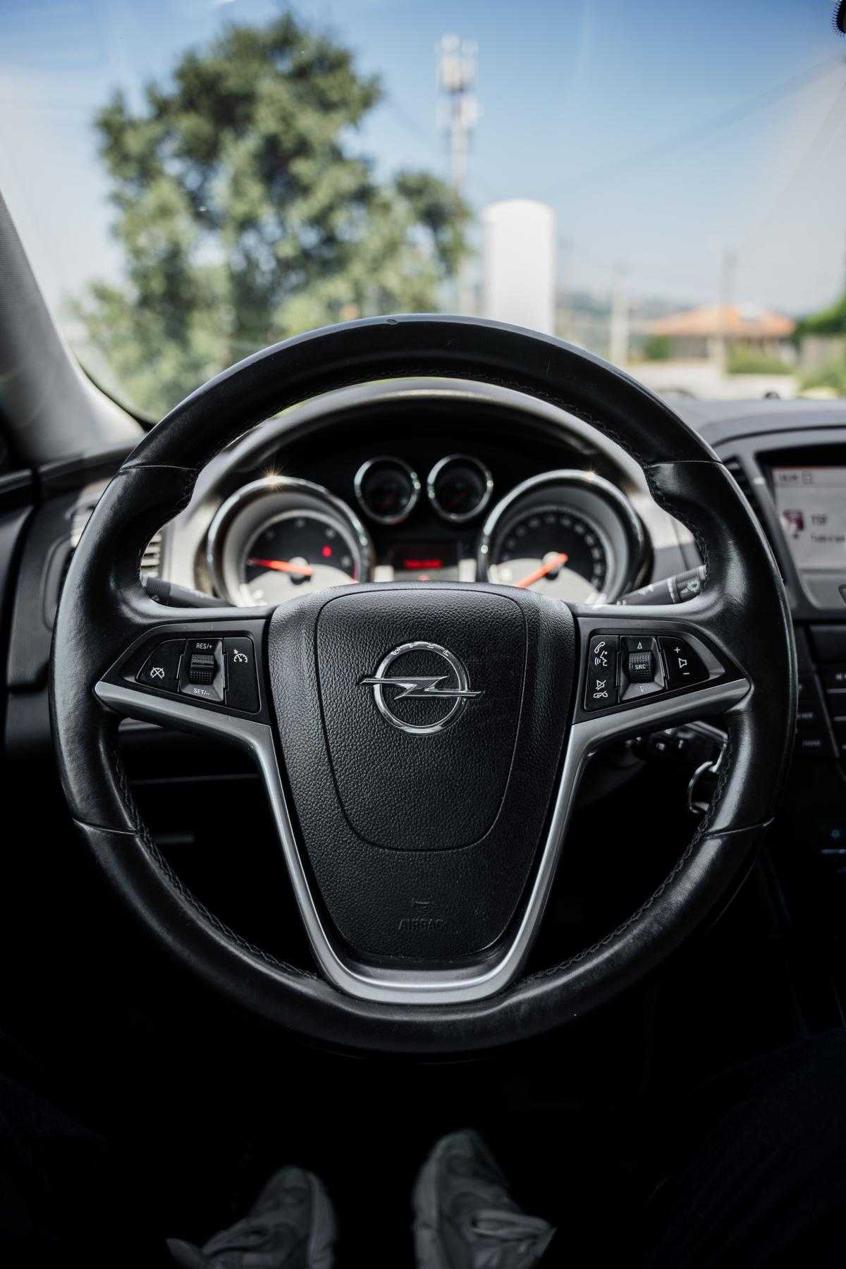 opel-insignia-2011-diesel-1956cc