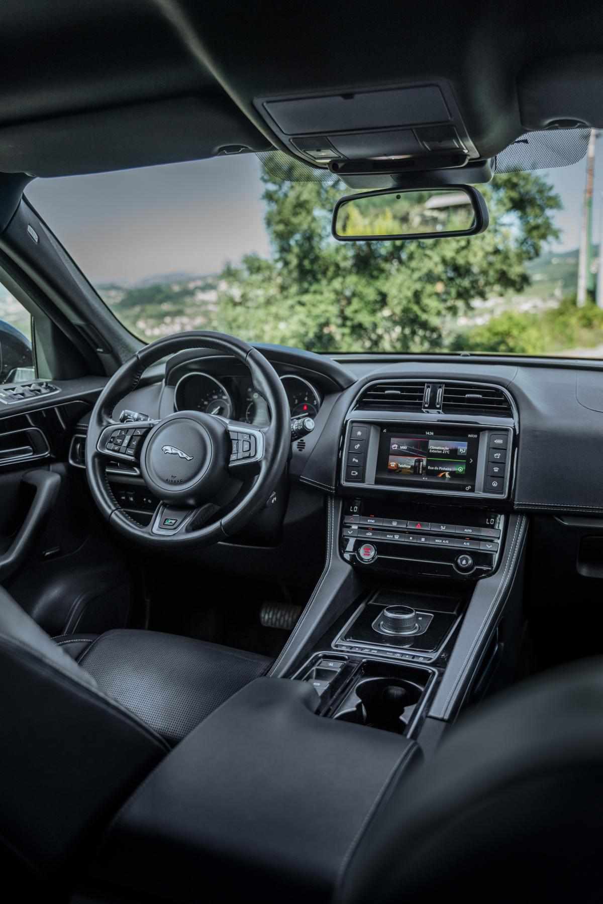 jaguar-f-pace-2017-gasolina-1997cc