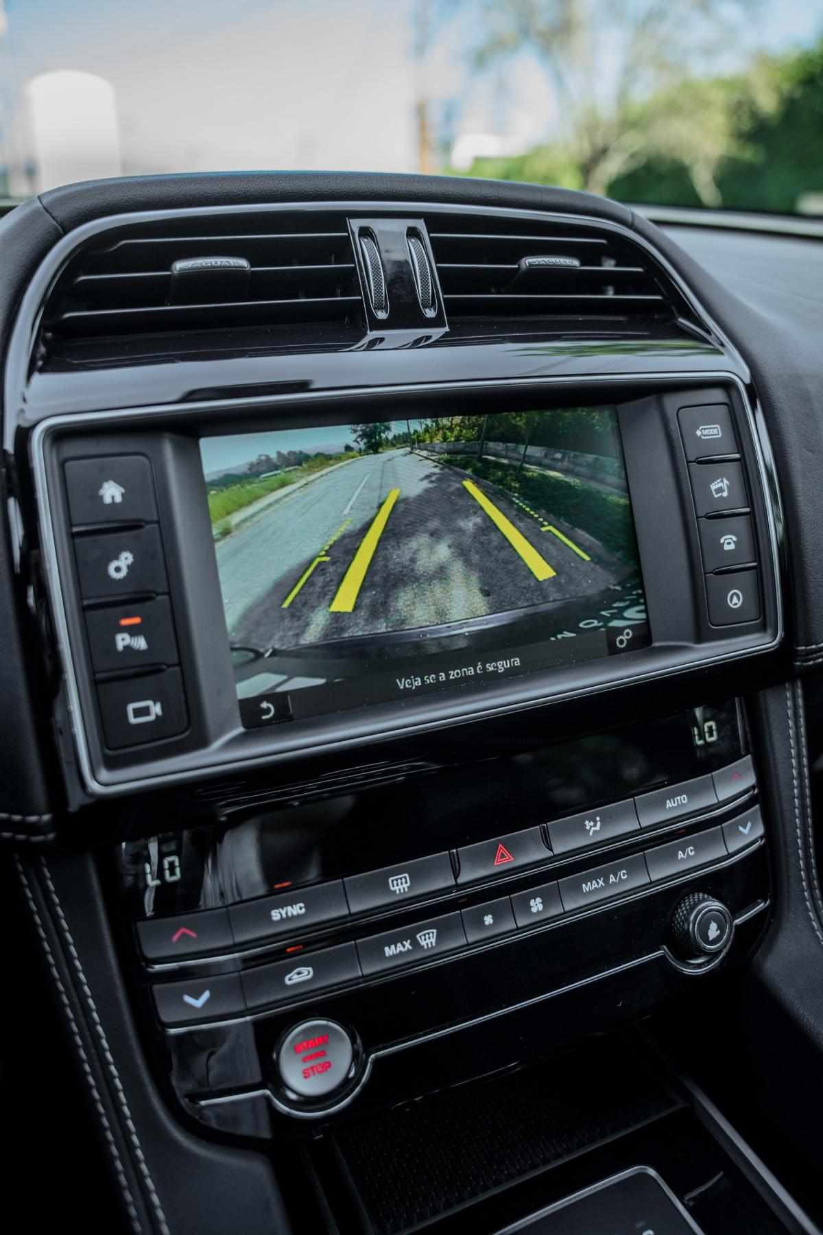 jaguar-f-pace-2017-gasolina-1997cc