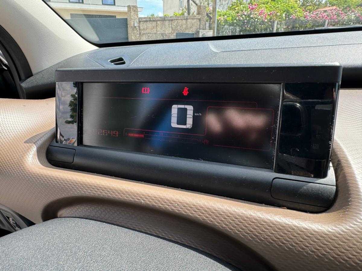 citroen-c4-cactus-2014-gasolina-1199cc