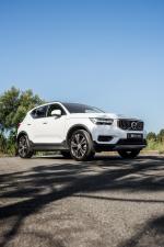 volvo-xc40-2022-hibrido-a-gasolina-1477cc
