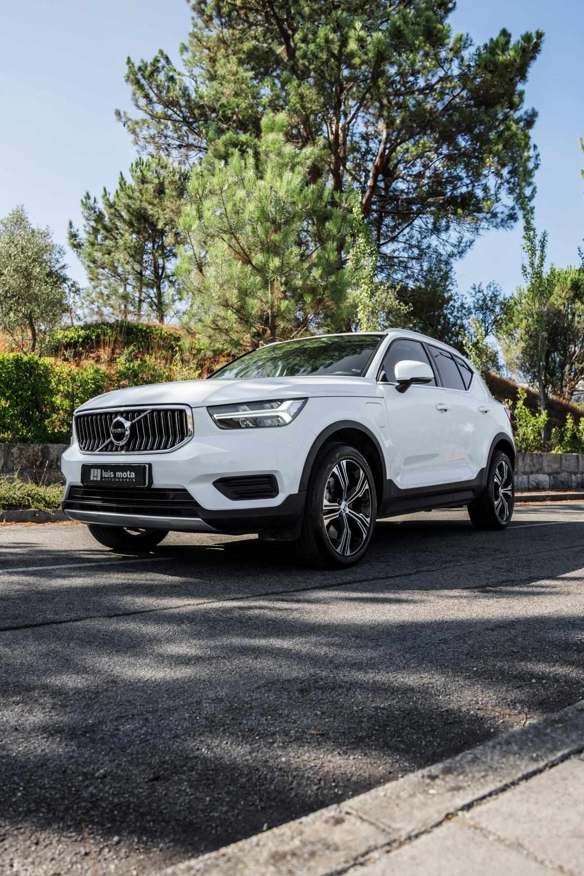 volvo-xc40-2022-hibrido-a-gasolina-1477cc