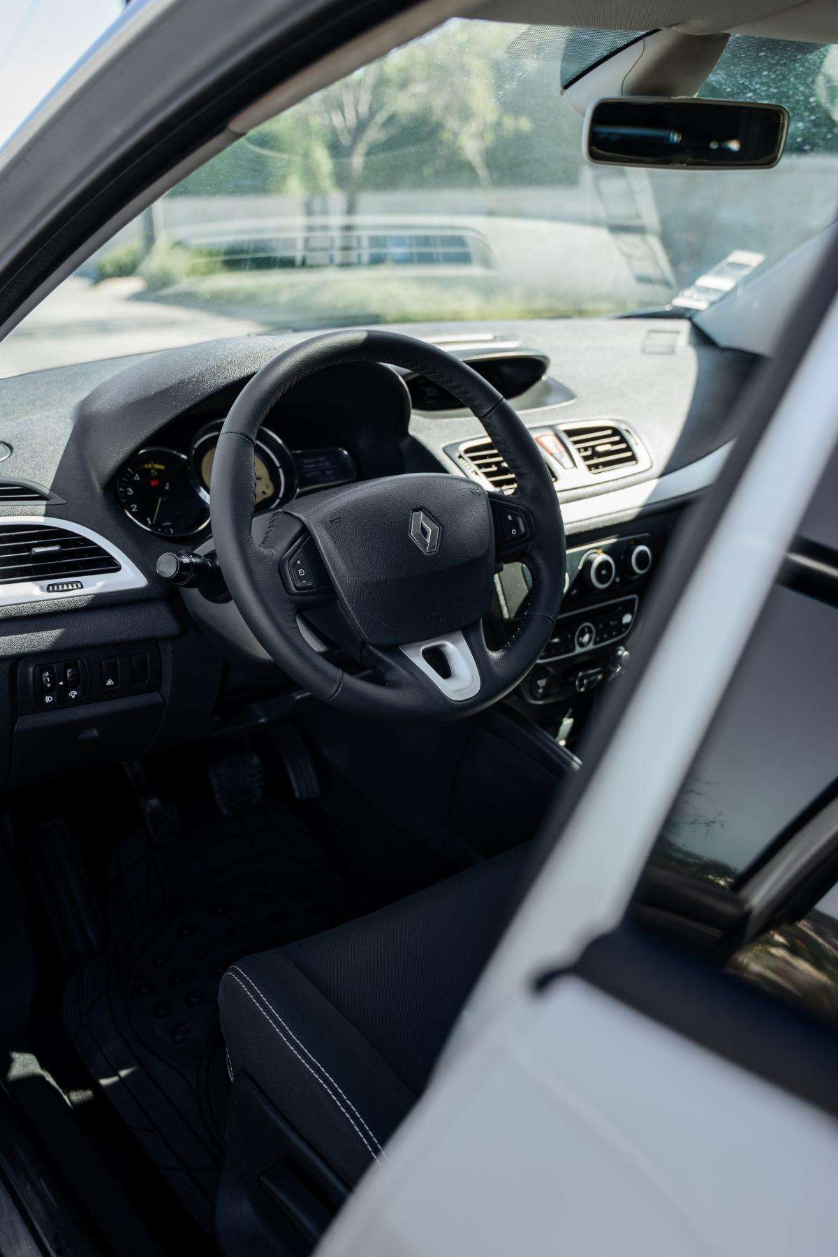 renault-megane-2009-diesel-1461cc