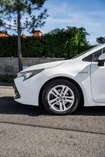 toyota-corolla-2021-hibrido-a-gasolina-1798cc