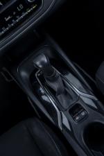 toyota-corolla-2021-hibrido-a-gasolina-1798cc