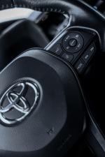 toyota-corolla-2021-hibrido-a-gasolina-1798cc