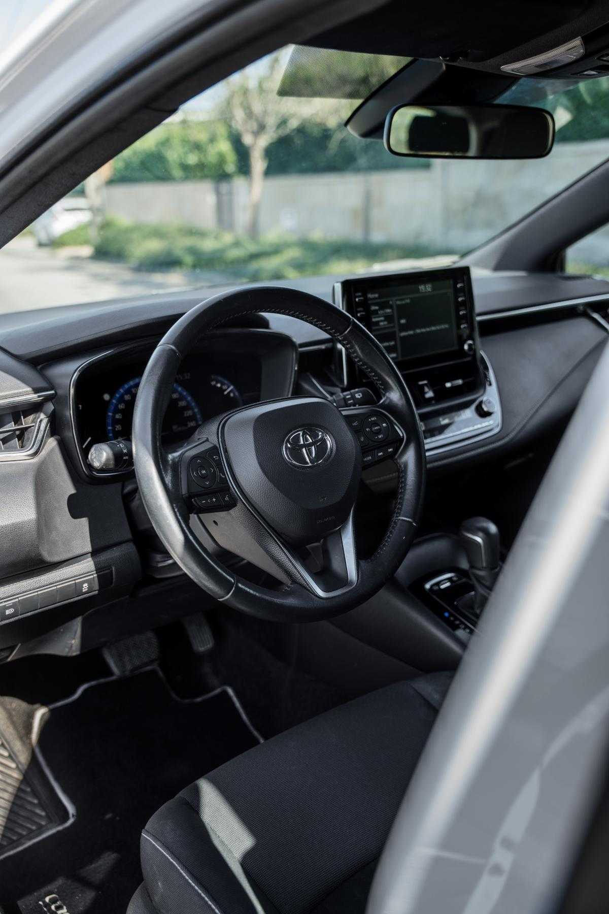 toyota-corolla-2021-hibrido-a-gasolina-1798cc