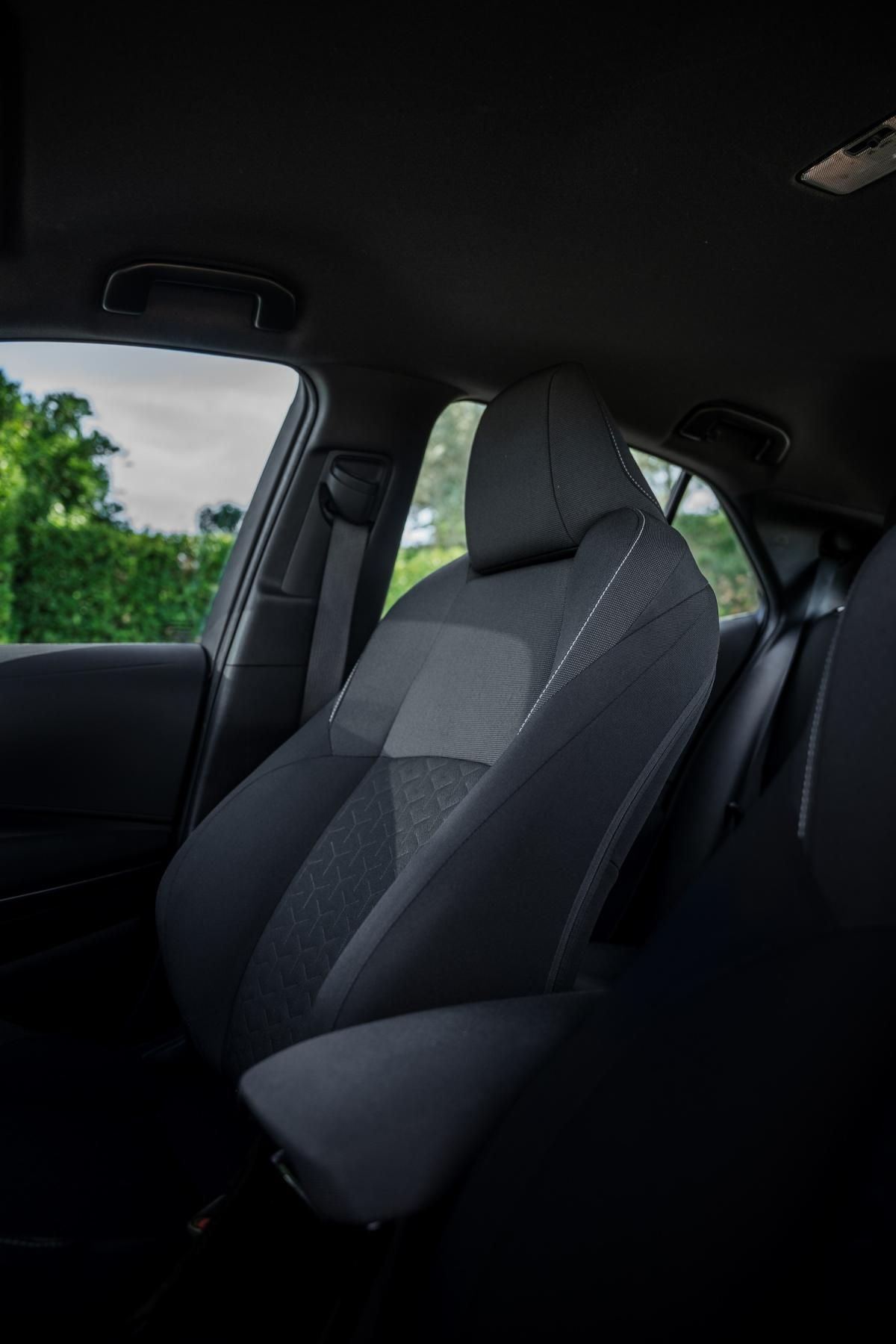 toyota-corolla-2021-hibrido-a-gasolina-1798cc