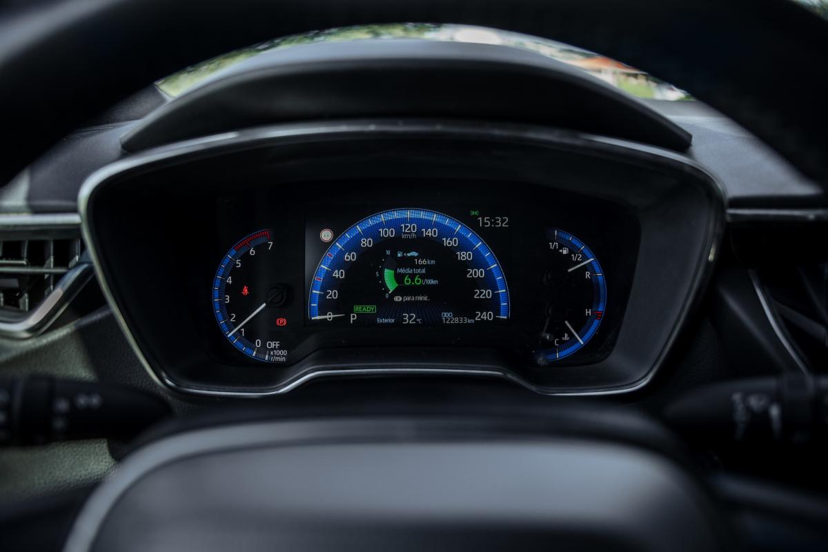 toyota-corolla-2021-hibrido-a-gasolina-1798cc