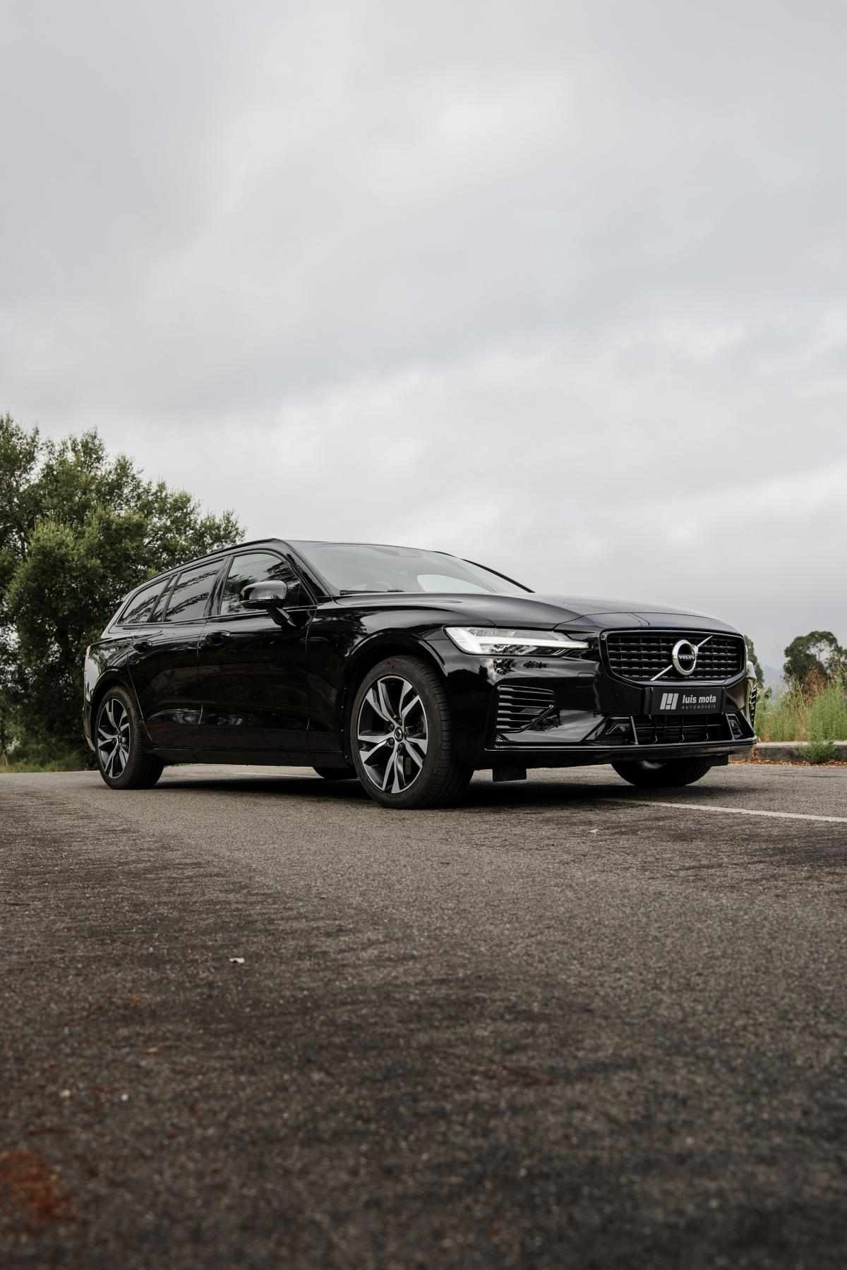 volvo-v60-2021-hibrido-a-gasolina-1969cc