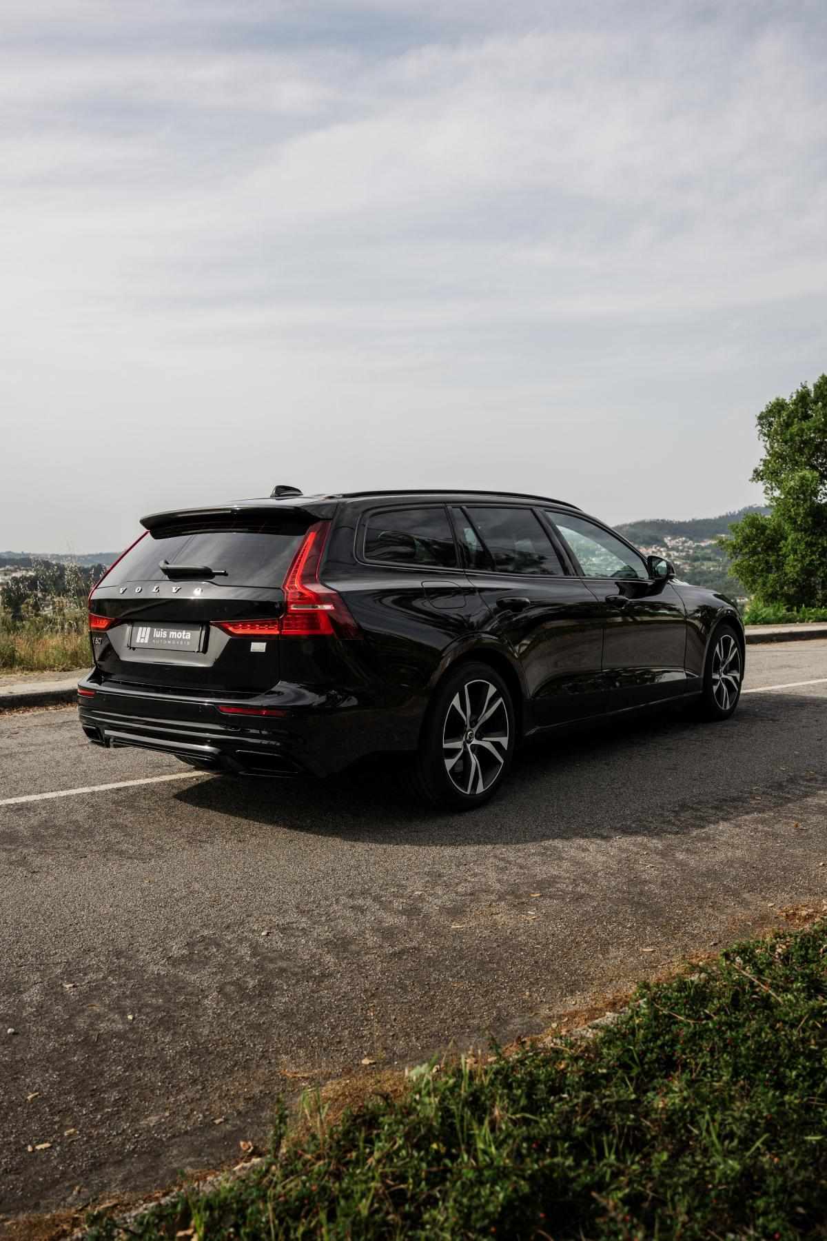 volvo-v60-2021-hibrido-a-gasolina-1969cc