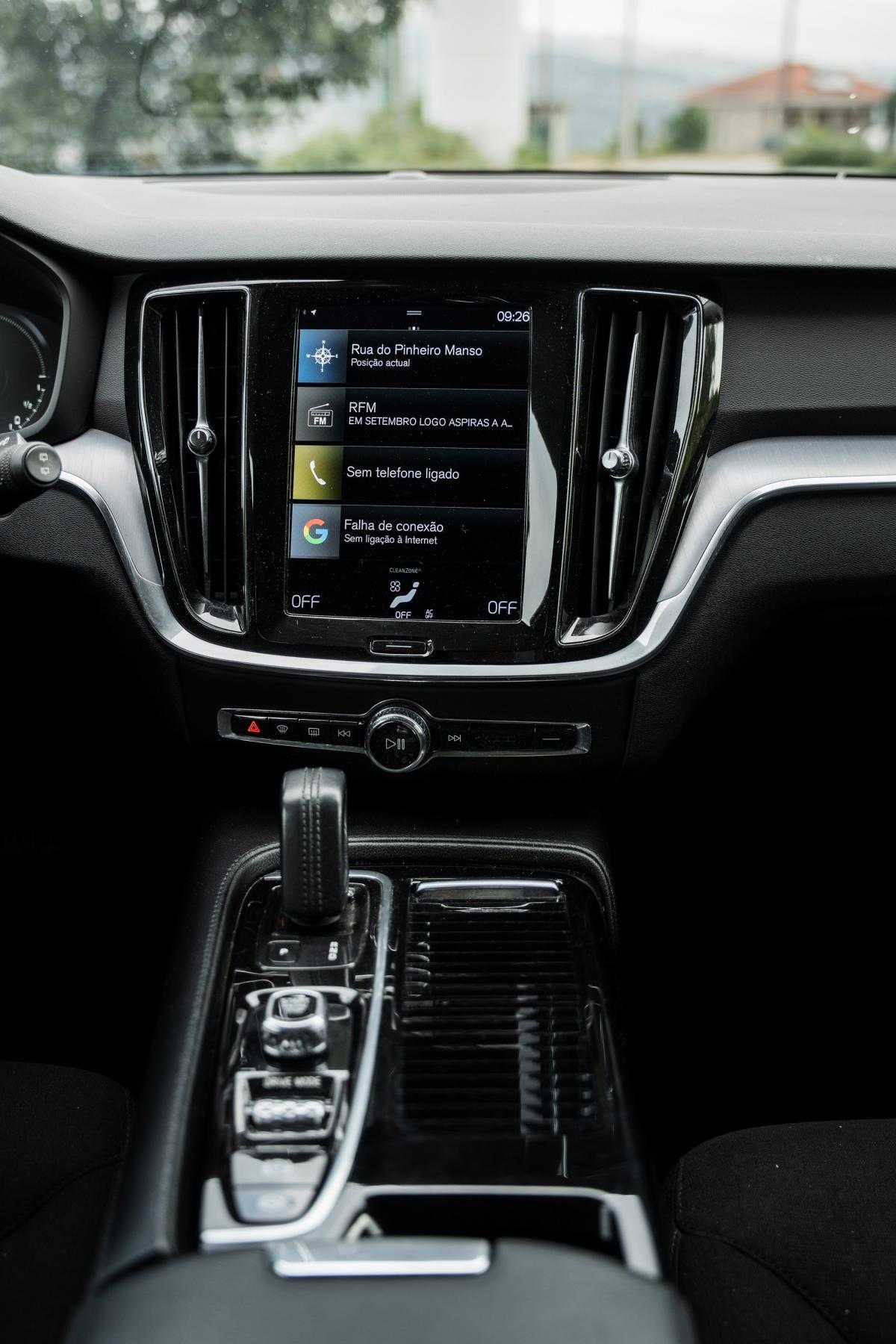 volvo-v60-2021-hibrido-a-gasolina-1969cc