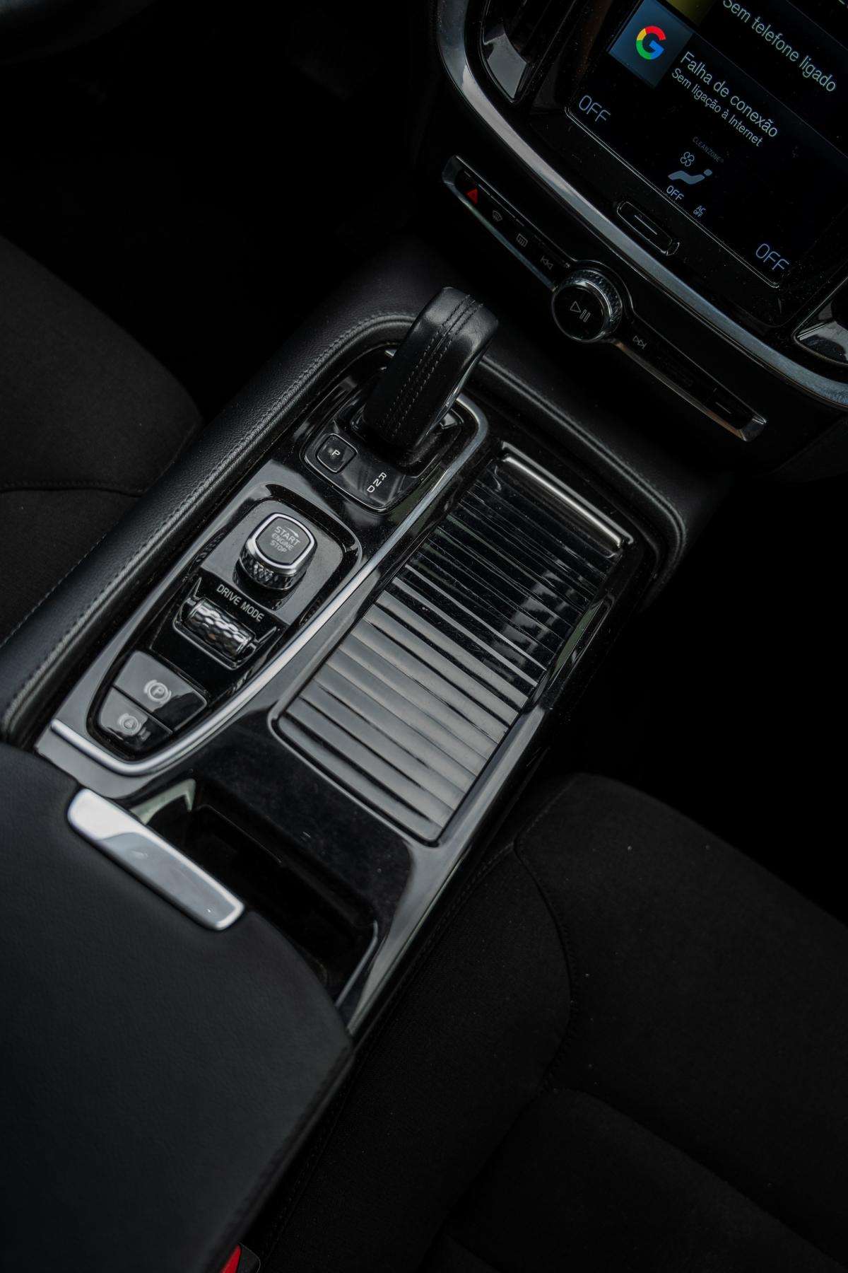 volvo-v60-2021-hibrido-a-gasolina-1969cc