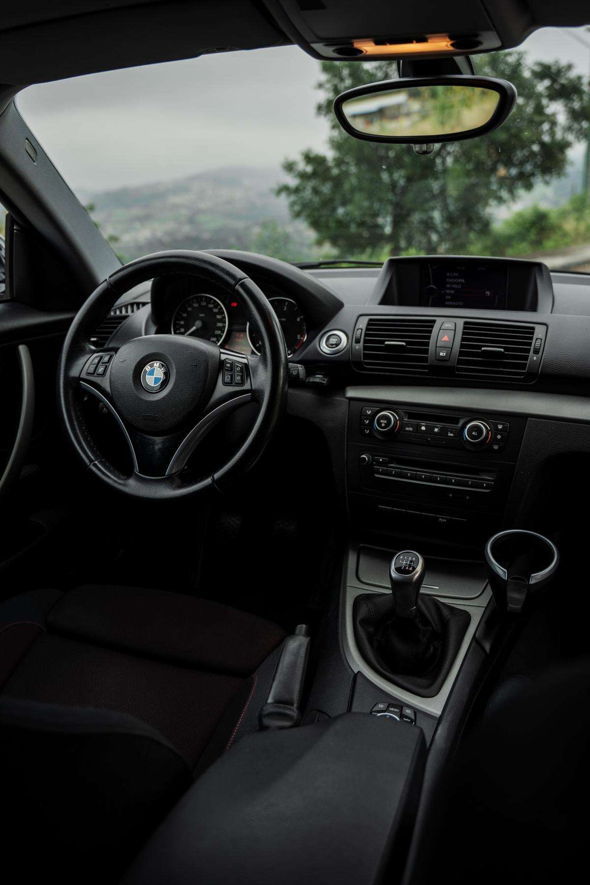bmw-serie-1-2009-diesel-1995cc