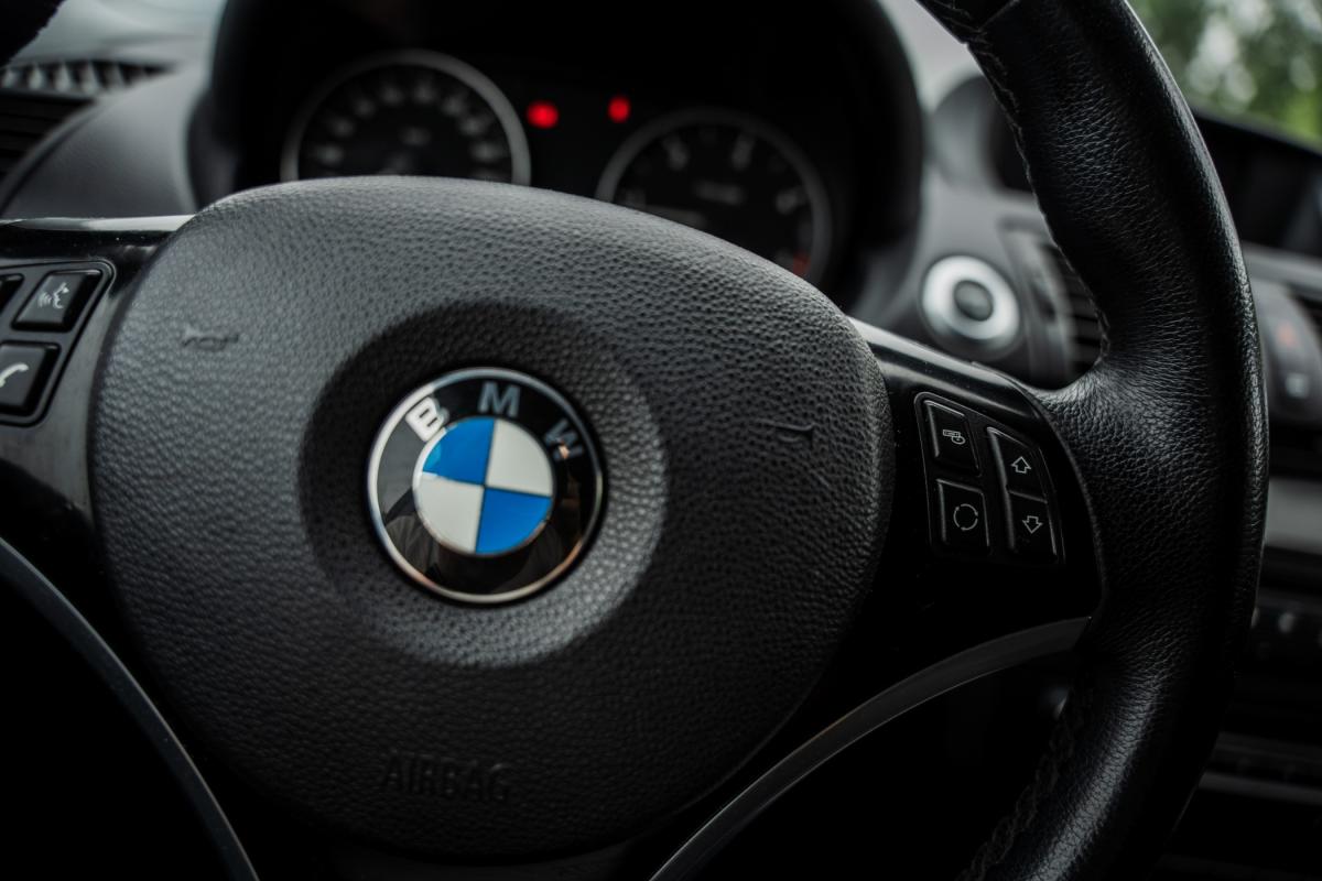bmw-serie-1-2009-diesel-1995cc