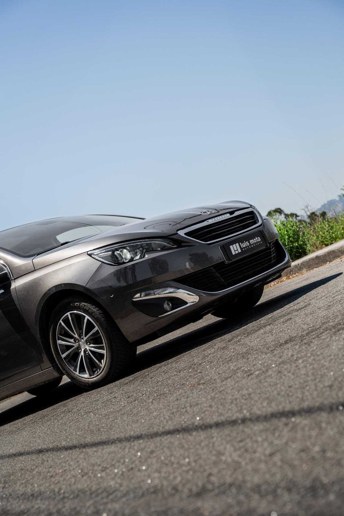 peugeot-308-sw-2015-diesel-1560cc