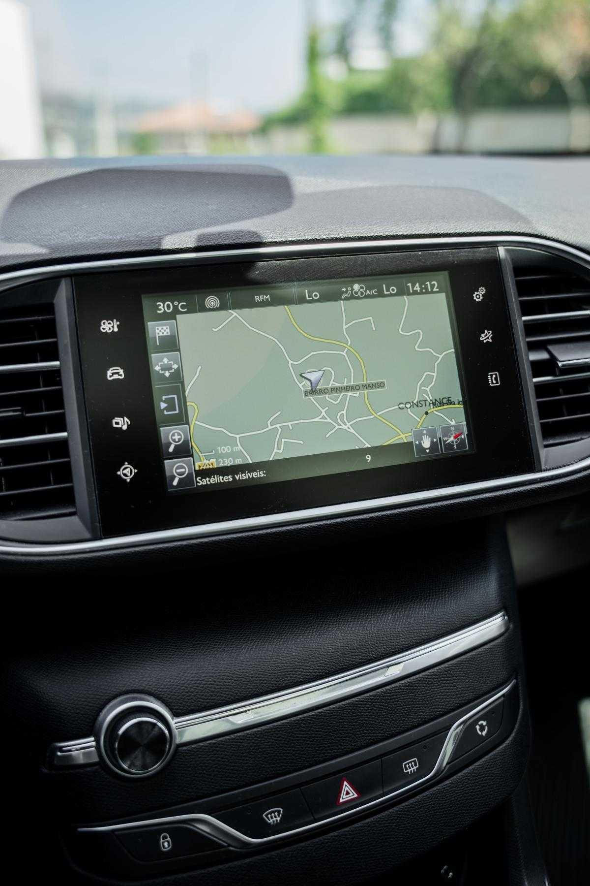 peugeot-308-sw-2015-diesel-1560cc