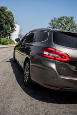 peugeot-308-sw-2015-diesel-1560cc