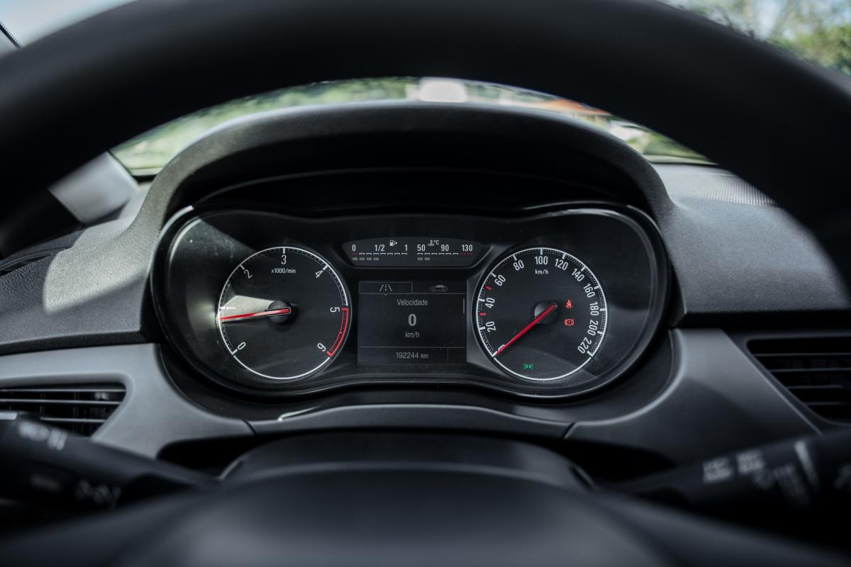 opel-corsa-2015-diesel-1248cc