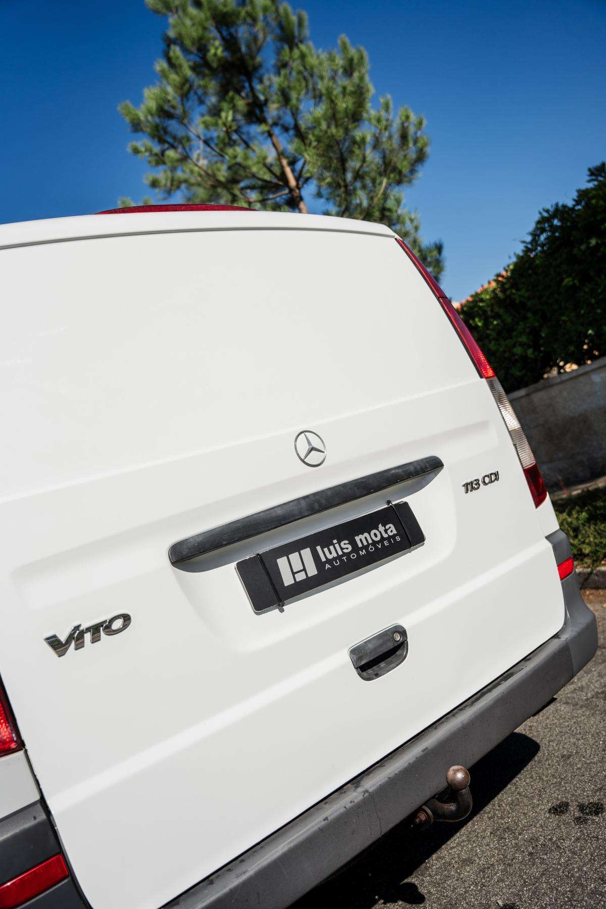 mercedes-benz-vito-2011-diesel-2143cc