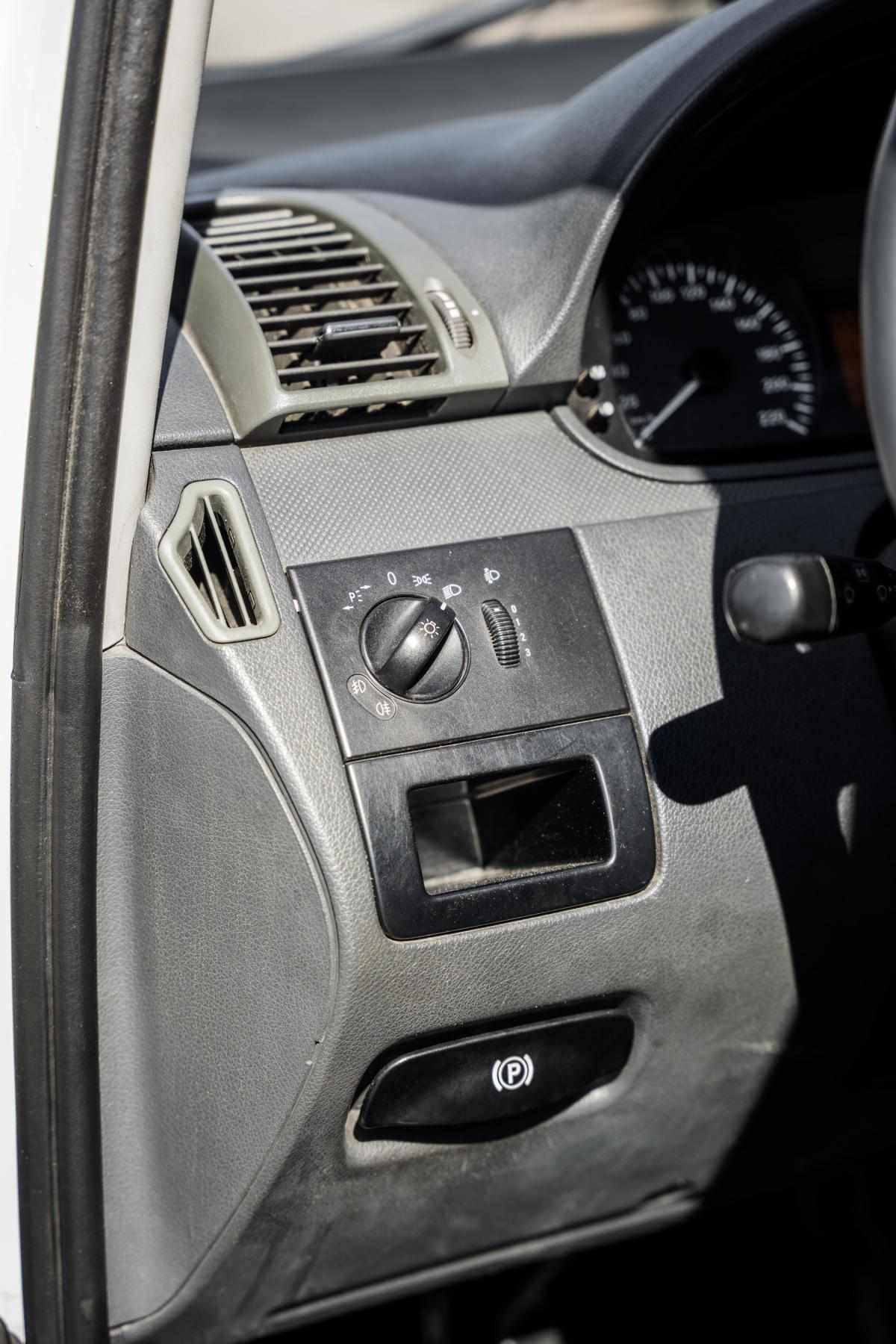 mercedes-benz-vito-2011-diesel-2143cc