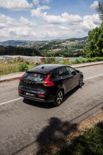 volvo-v40-2015-diesel-1560cc