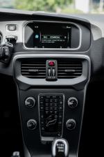 volvo-v40-2015-diesel-1560cc