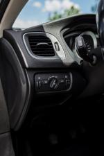 volvo-v40-2015-diesel-1560cc
