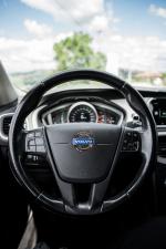 volvo-v40-2015-diesel-1560cc