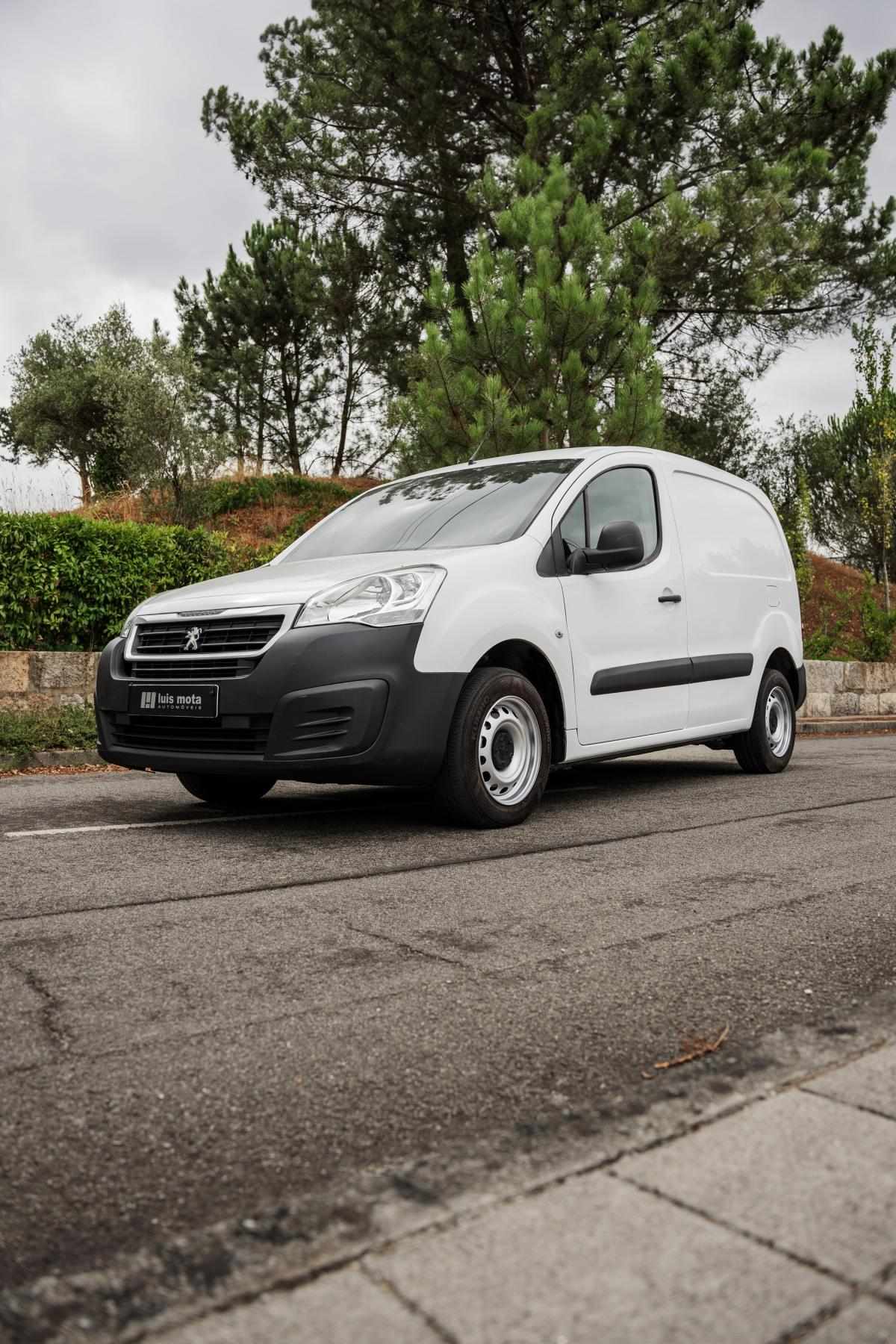 peugeot-partner-2015-diesel-1560cc