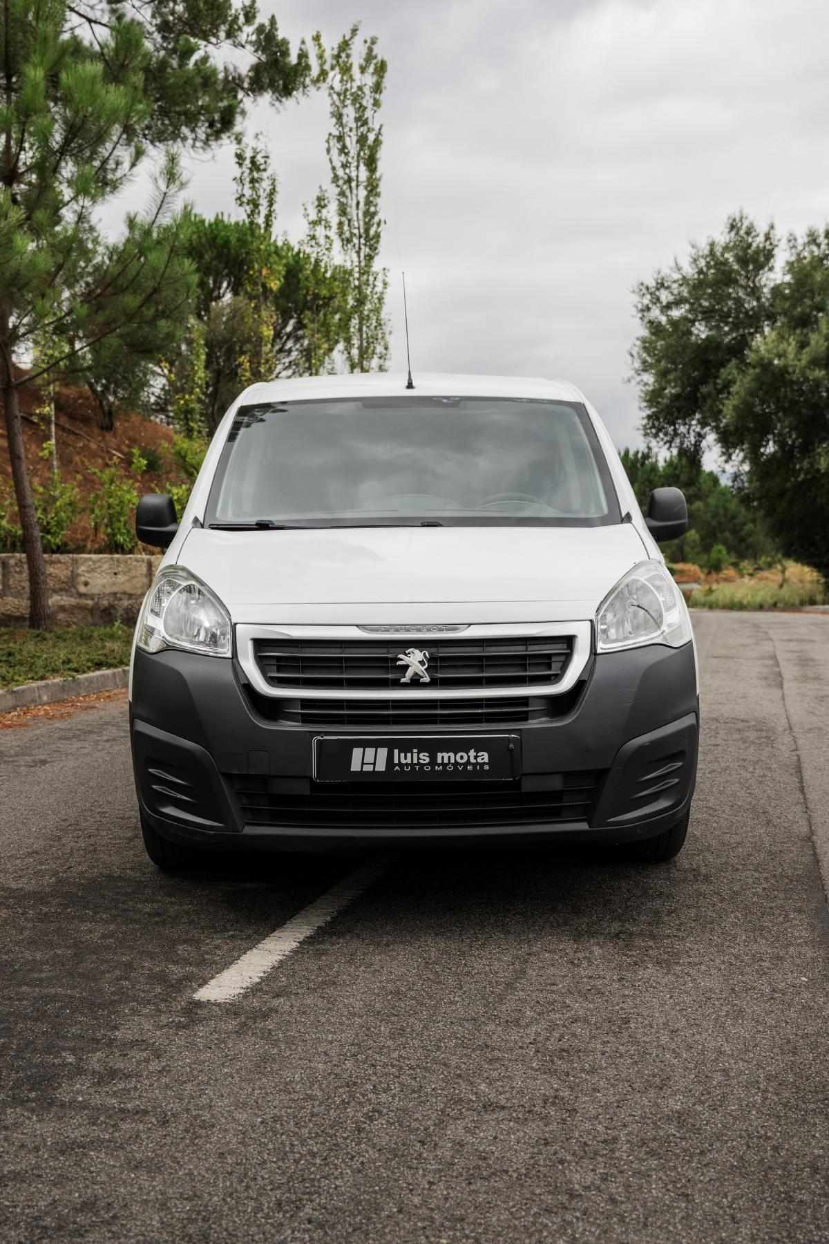 peugeot-partner-2015-diesel-1560cc
