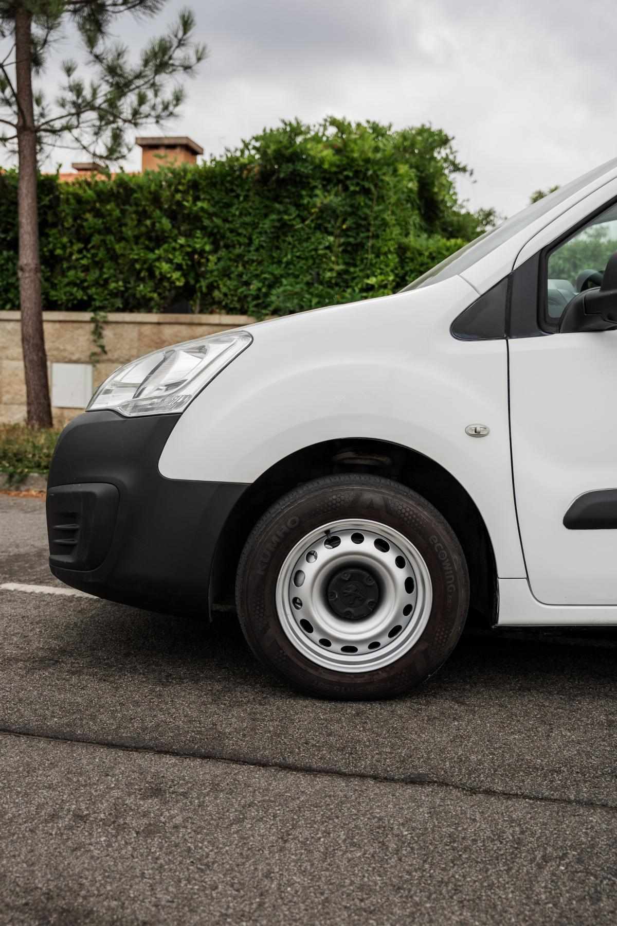 peugeot-partner-2015-diesel-1560cc