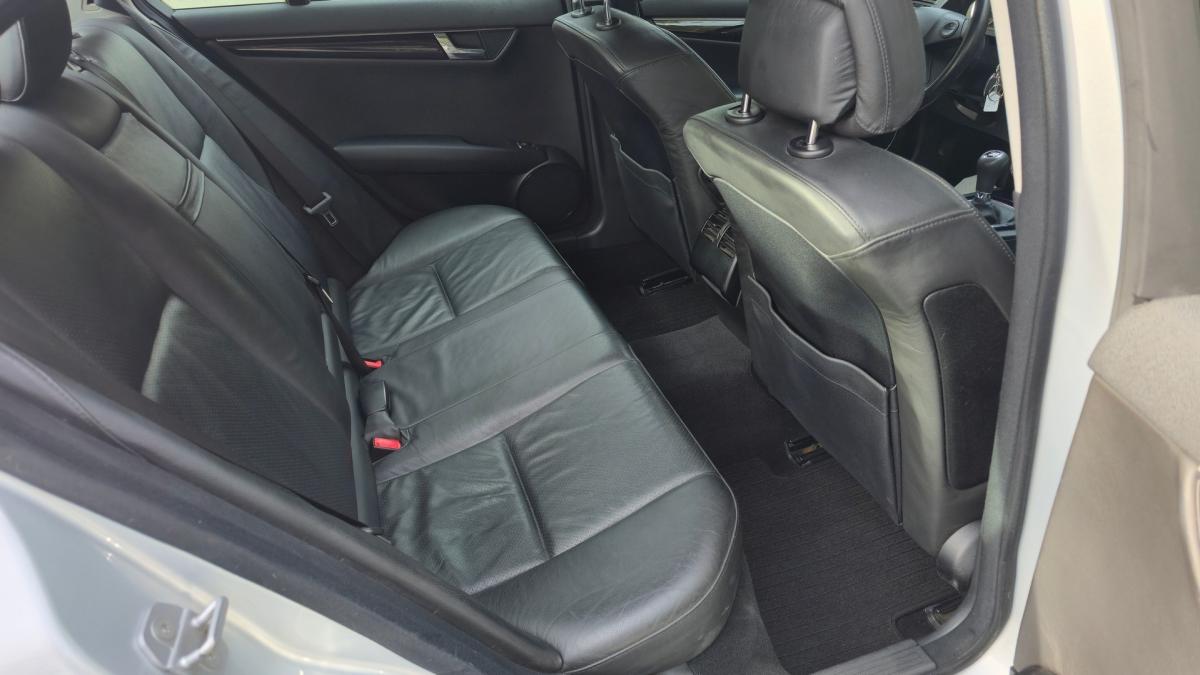 mercedes-benz-classe-c-2010-diesel-2148cc
