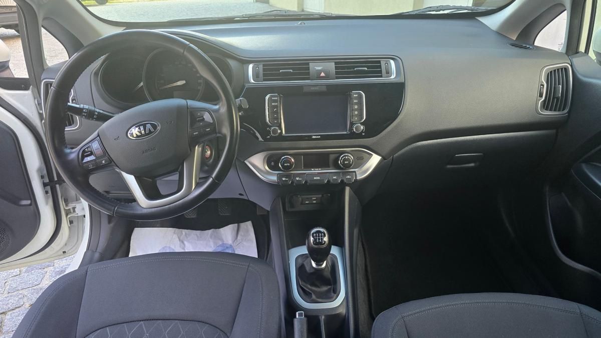 kia-rio-2016-diesel-1120cc