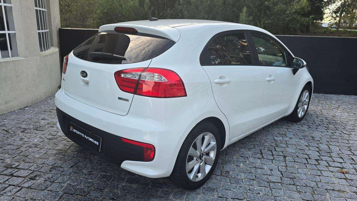 kia-rio-2016-diesel-1120cc