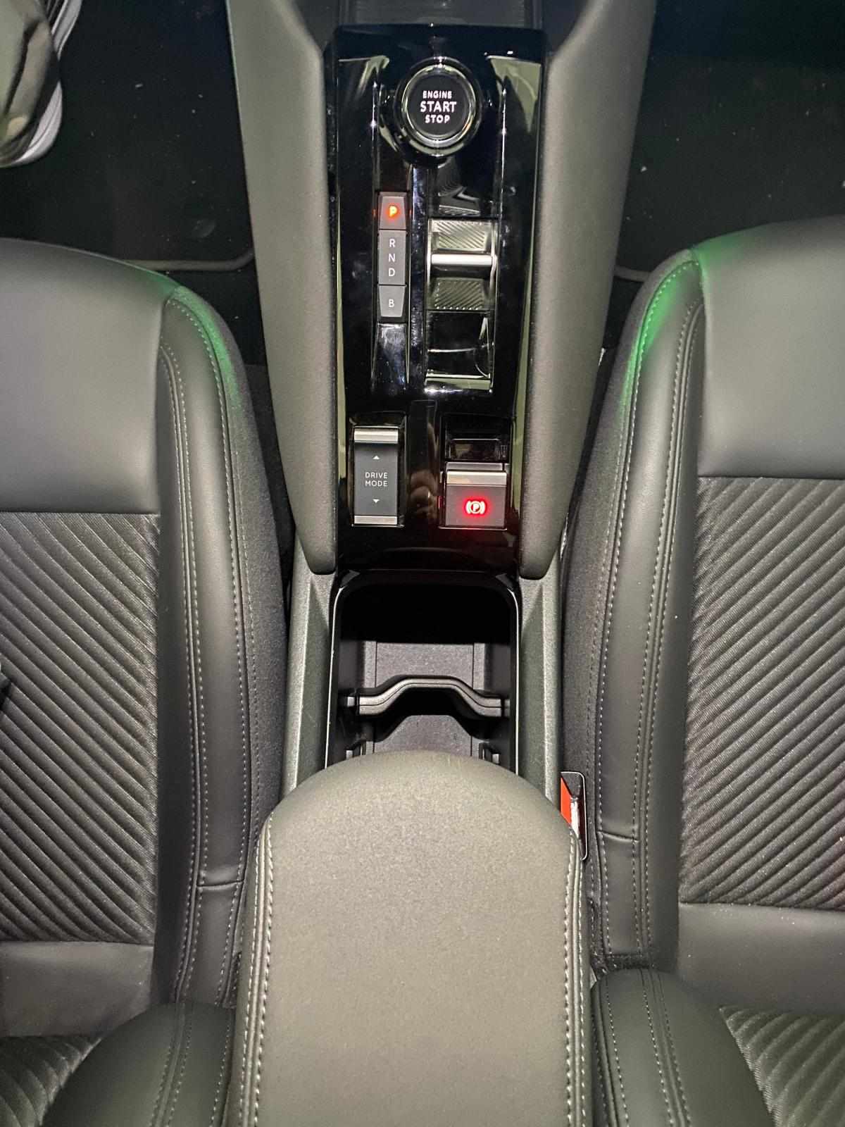 alfa-romeo-junior-2024-eletrico-0cc
