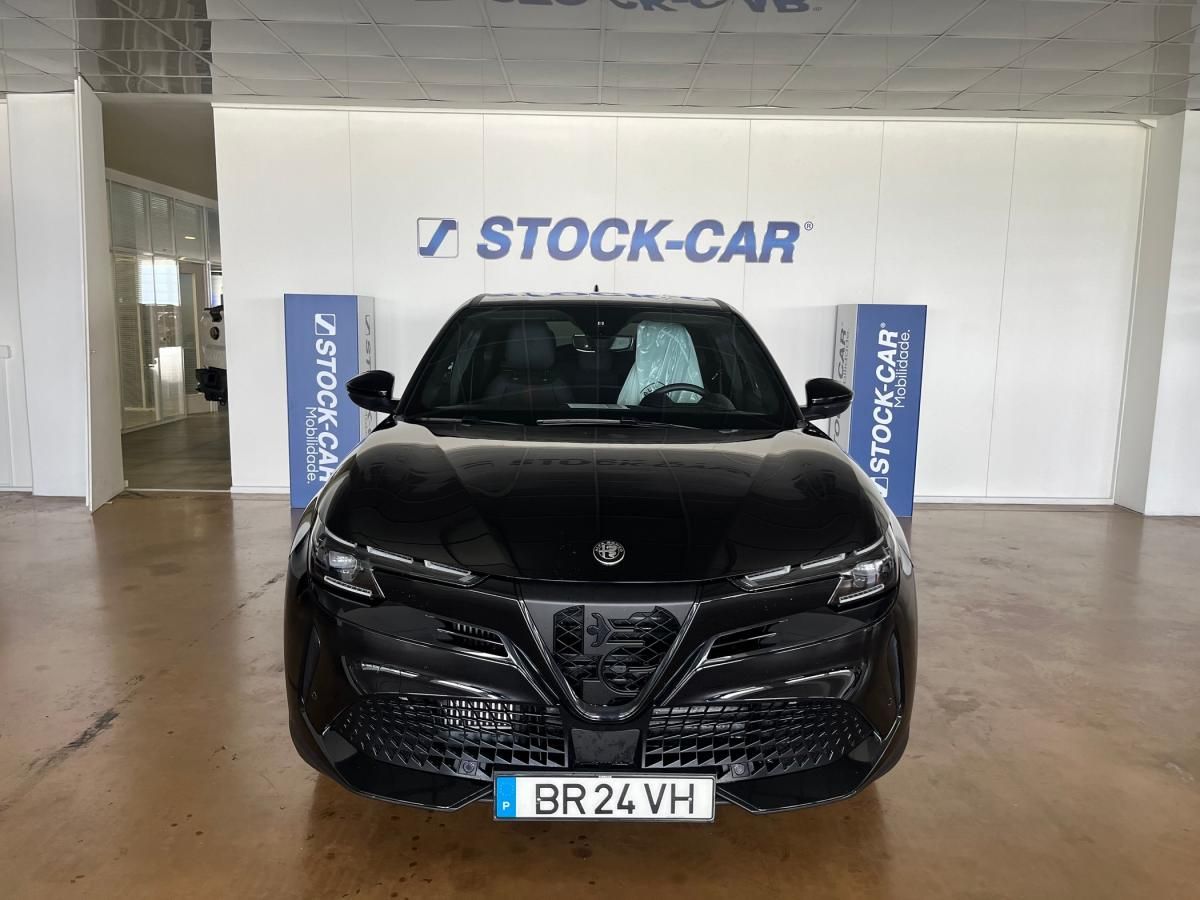 alfa-romeo-junior-2025-hibrido-a-gasolina-1199cc