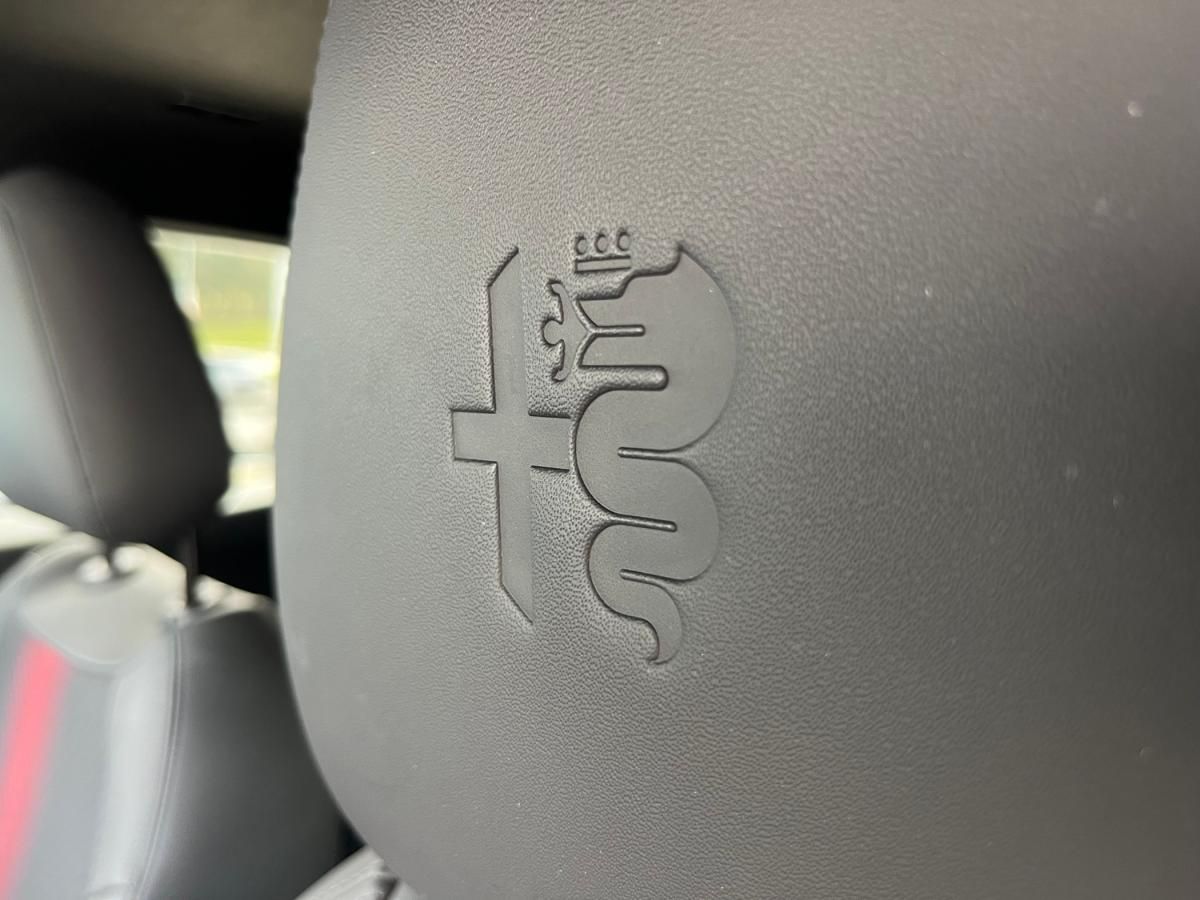 alfa-romeo-junior-2025-hibrido-a-gasolina-1199cc