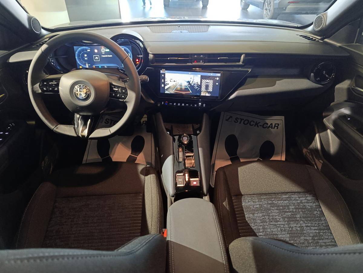 alfa-romeo-junior-2026-eletrico-0cc