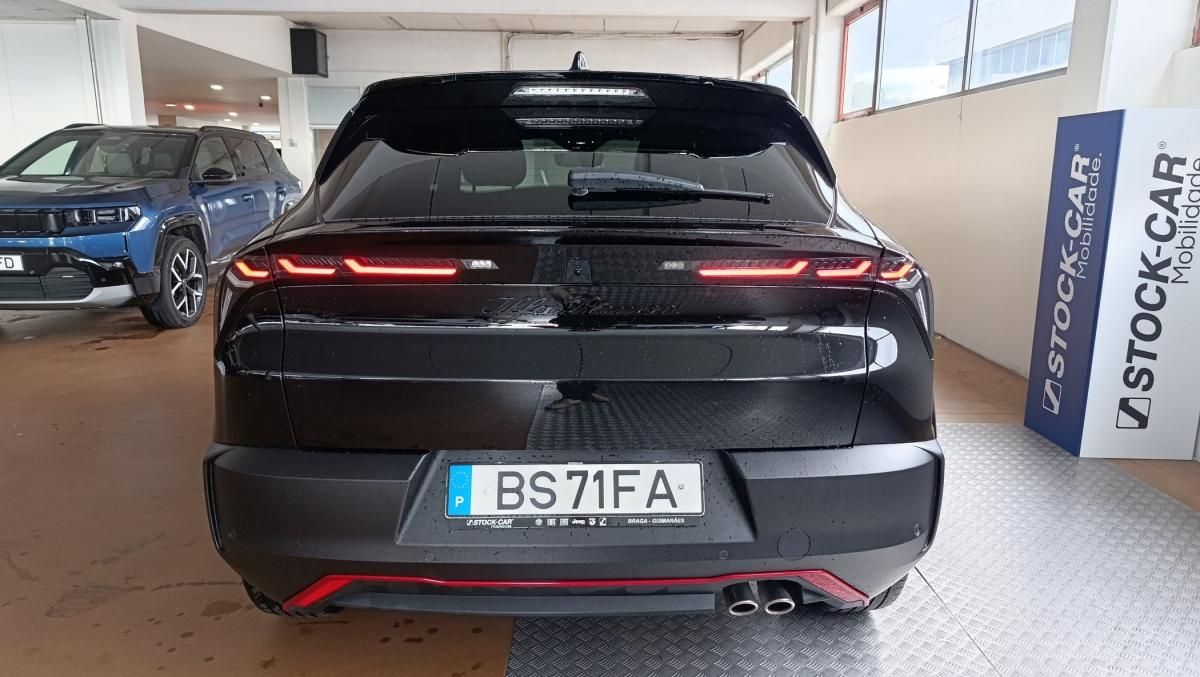 alfa-romeo-junior-2025-hibrido-a-gasolina-1199cc