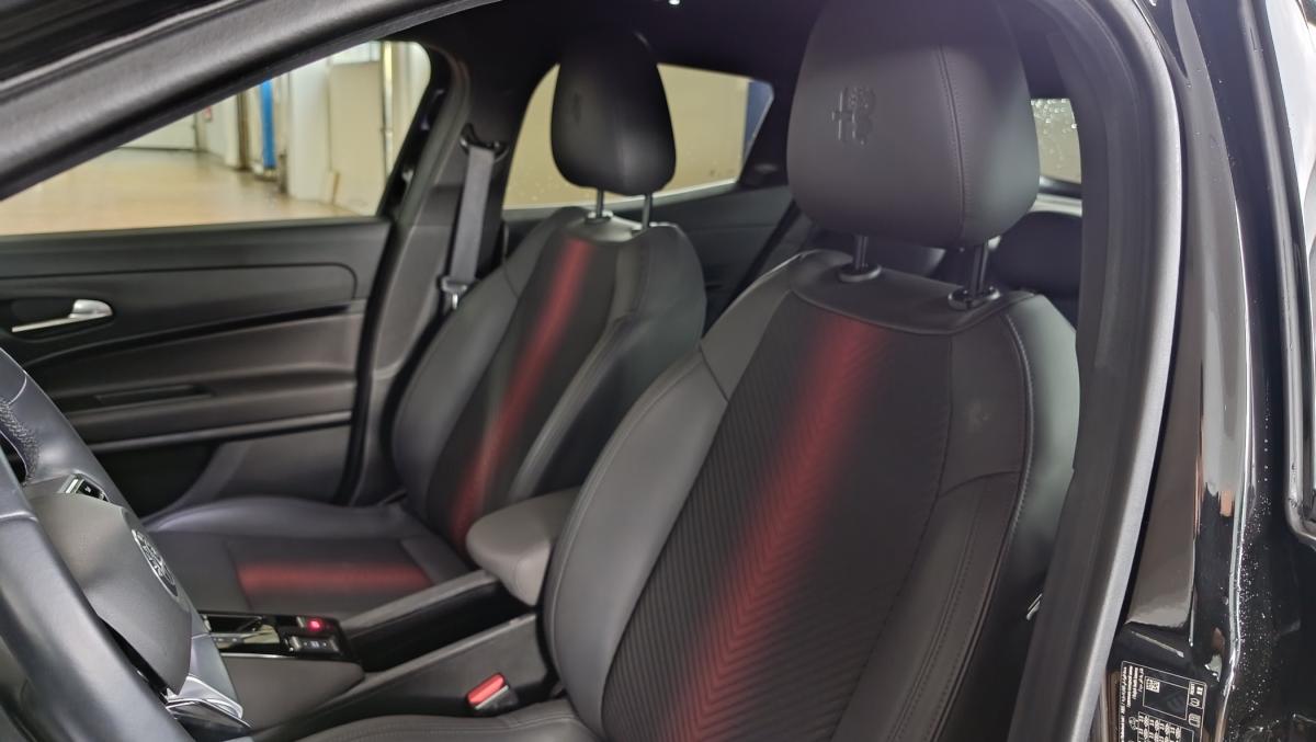 alfa-romeo-junior-2025-hibrido-a-gasolina-1199cc