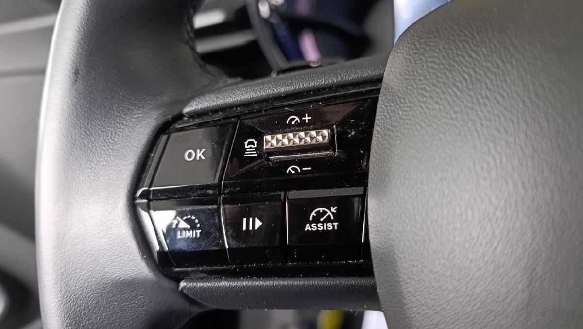 alfa-romeo-junior-2025-hibrido-a-gasolina-1199cc