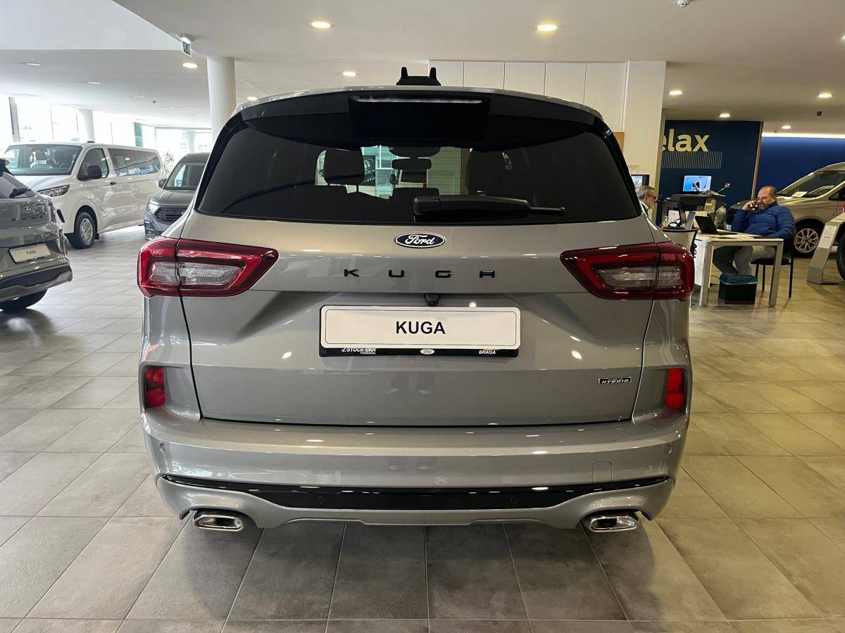 ford-kuga-2026-hibrido-a-gasolina-2488cc
